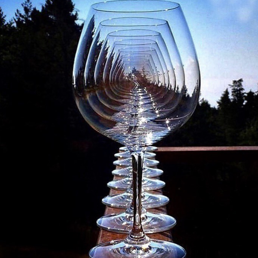 RWV Wine for club_0004_Wine Glasses Wine Glasses